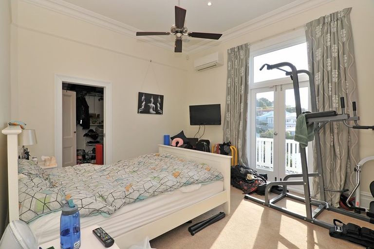 Photo of property in 10a Bidwill Street, Mount Cook, Wellington, 6021