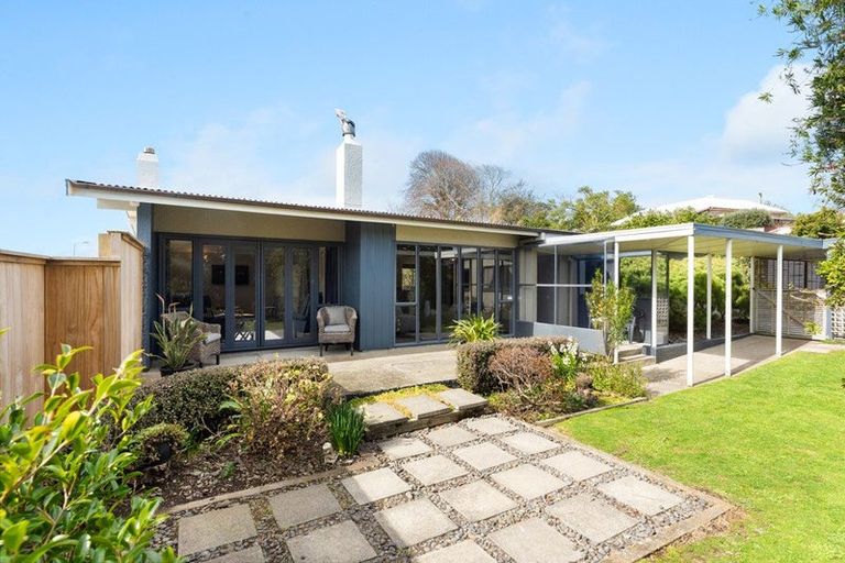 Photo of property in 54 College Street, College Estate, Whanganui, 4500