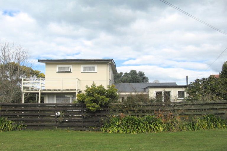 Photo of property in 49 Hornsea Road, Tairua, 3508