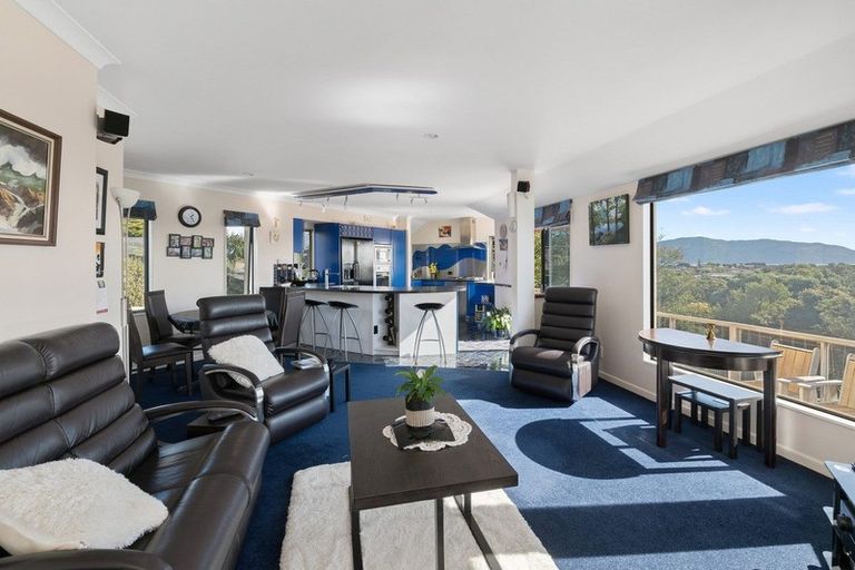 Photo of property in 7 Sunset Terrace, Waikanae Beach, Waikanae, 5036