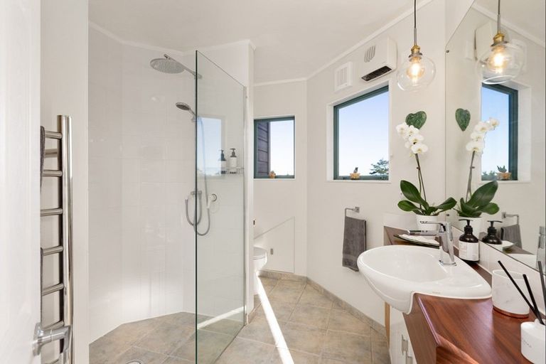 Photo of property in 445 Krippner Road, Puhoi, Silverdale, 0994