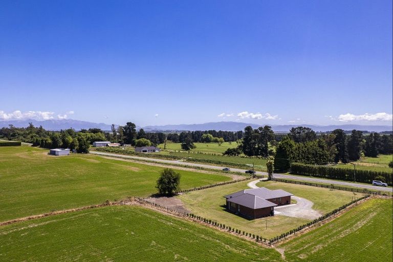 Photo of property in 2217 Old West Coast Road, Kirwee, Christchurch, 7671