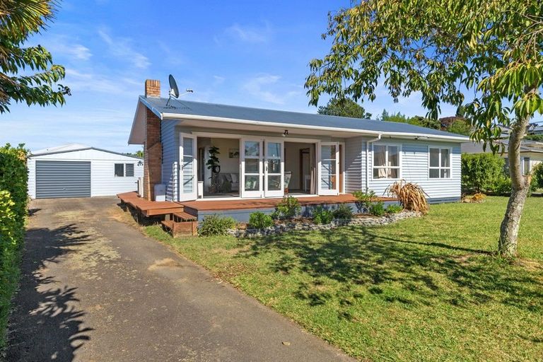 Photo of property in 5 Heather Place, Melville, Hamilton, 3206