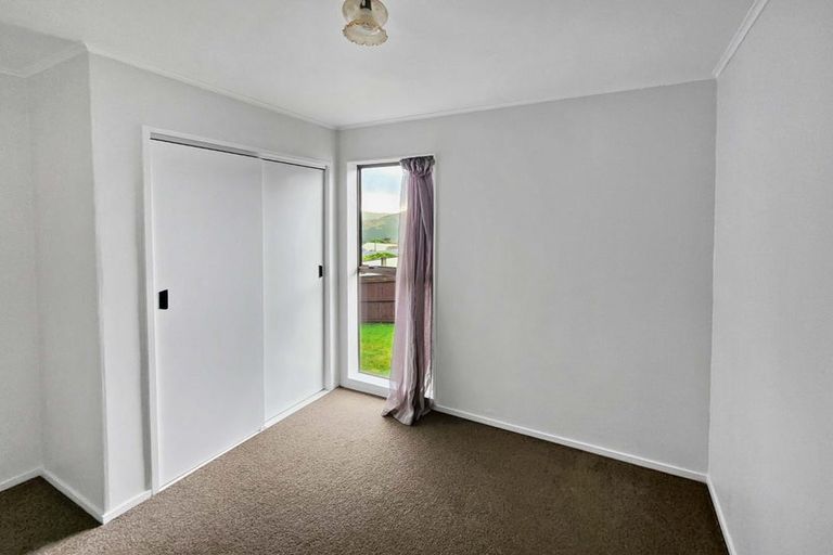 Photo of property in 14a Mossburn Grove, Kelson, Lower Hutt, 5010