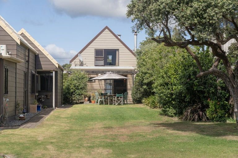 Photo of property in 21a Harsant Avenue, Hahei, Whitianga, 3591