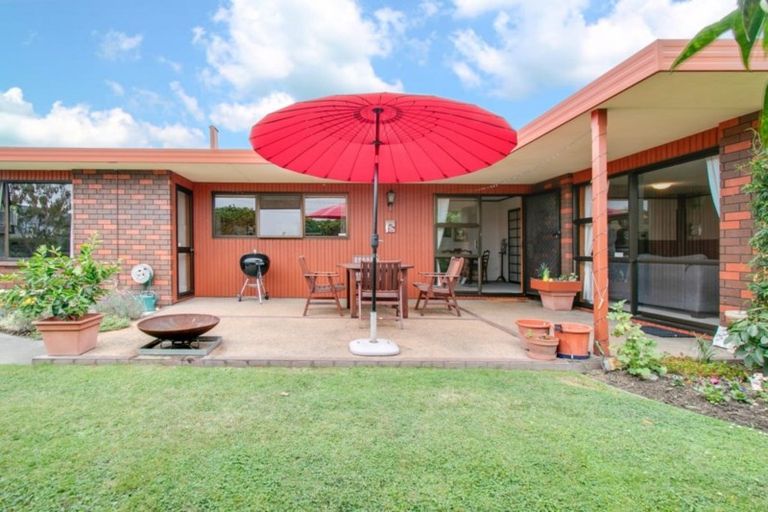 Photo of property in 39 Auckland Road, Greenmeadows, Napier, 4112