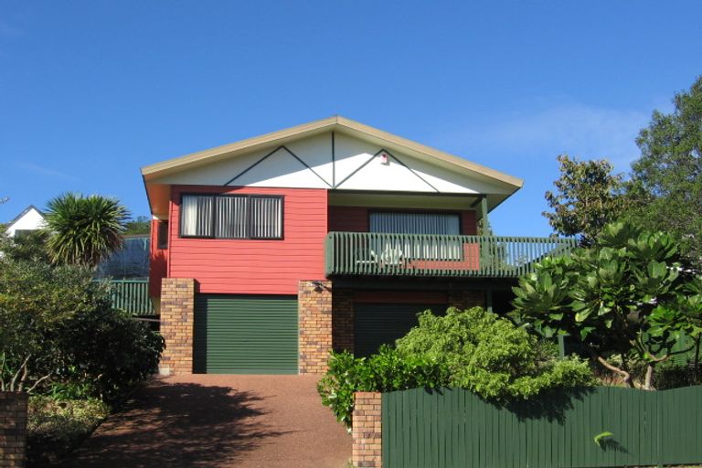 Photo of property in 131 Wirihana Road, Titirangi, Auckland, 0604