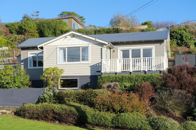 Photo of property in 79 Marion Street, Macandrew Bay, Dunedin, 9014