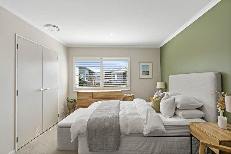 Photo of property in 39 Rangihina Road, Hobsonville, Auckland, 0616