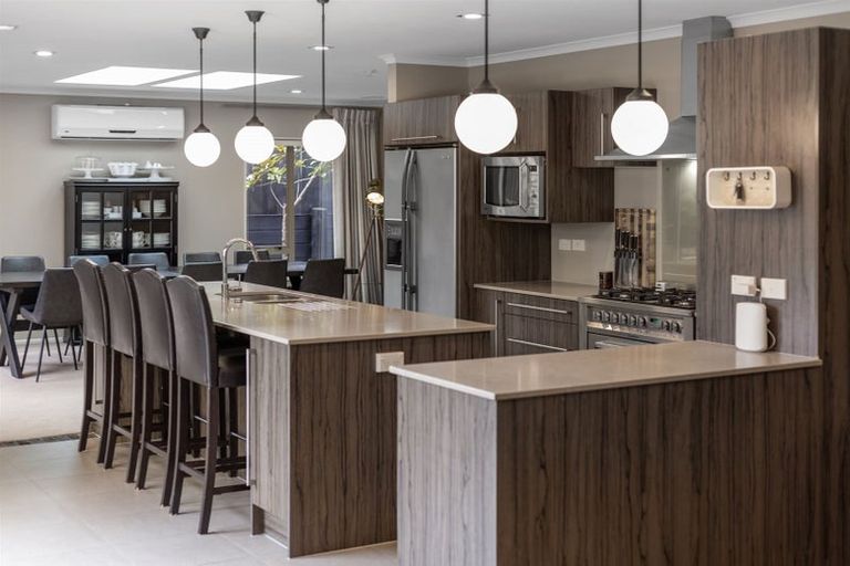 Photo of property in 113 Te Puia Drive, Aotea, Porirua, 5024