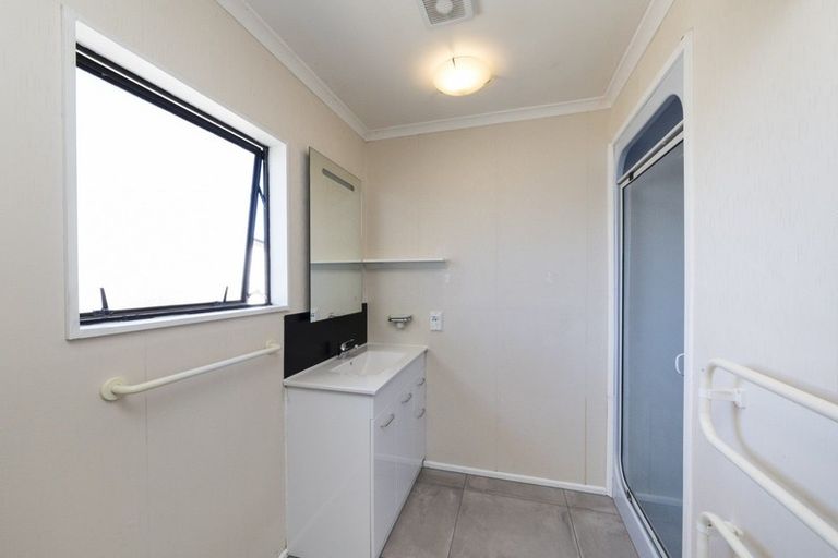 Photo of property in 20 Phillips Street, Sanson, 4817