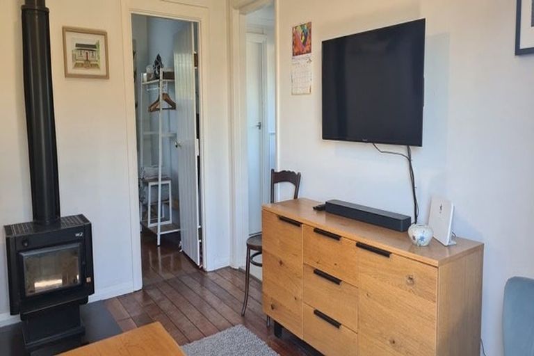 Photo of property in 20a Malcolm Street, Martinborough, 5711