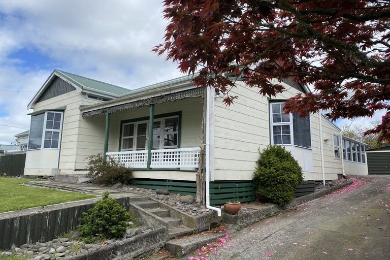 Photo of property in 31 Cornwall Street, Eltham, 4322