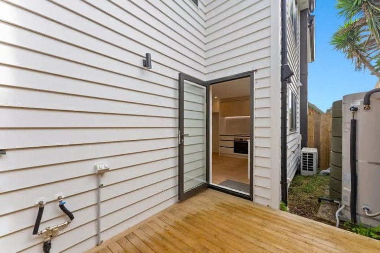 Photo of property in 19d Vida Place, Howick, Auckland, 2014