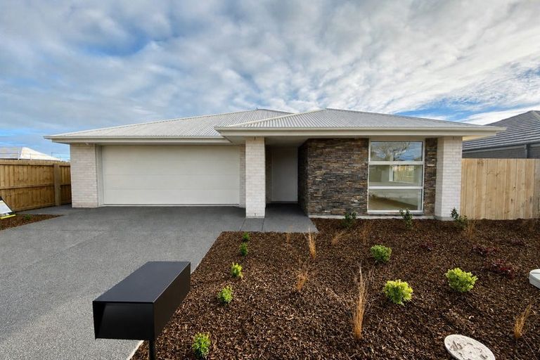 Photo of property in 126 Kennedys Bush Road, Halswell, Christchurch, 8025
