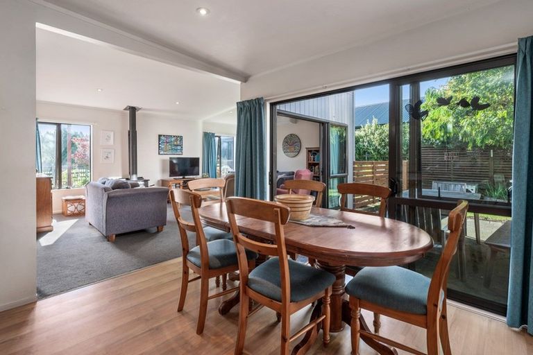 Photo of property in 110 Kinloch Road, Kinloch, Taupo, 3377