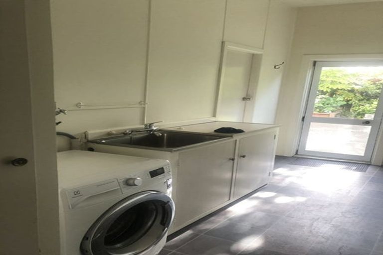 Photo of property in 7 Ilkley Place, Ilam, Christchurch, 8041