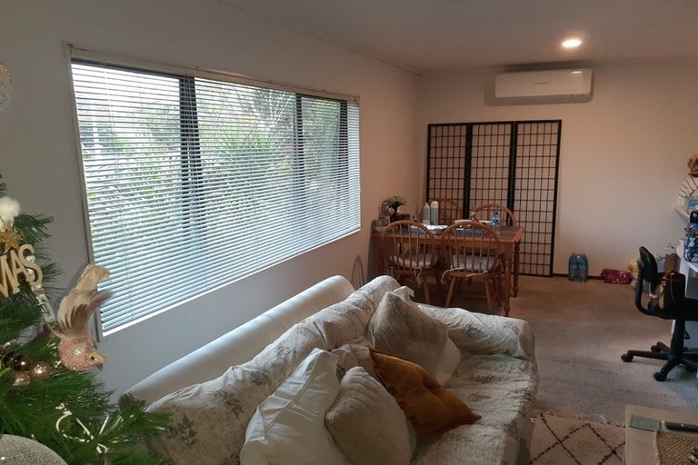 Photo of property in 5 Alpha Street, Papakura, 2110