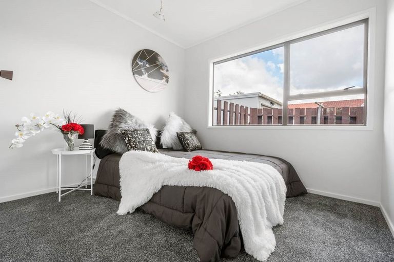 Photo of property in 2/4a Browns Road, Manurewa, Auckland, 2102