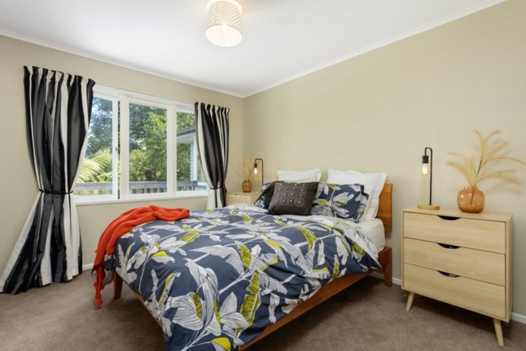 Photo of property in 5 Waikite Way, Welcome Bay, Tauranga, 3175