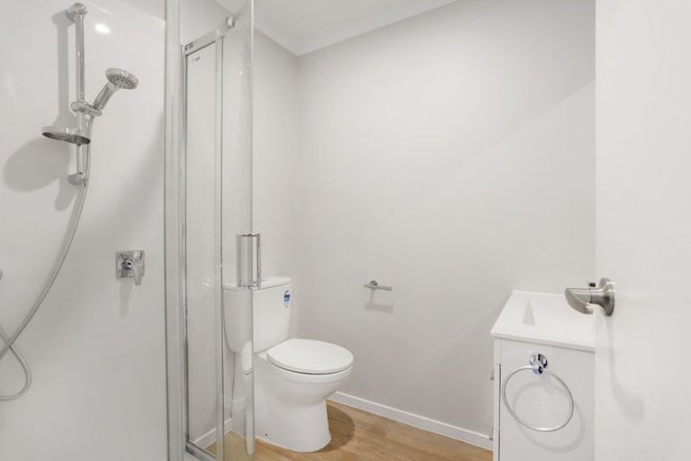 Photo of property in 2/125b Metcalfe Road, Ranui, Auckland, 0612