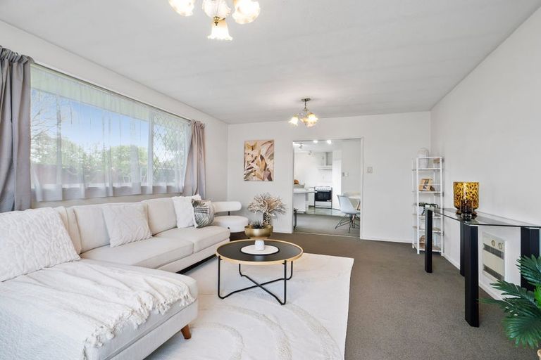 Photo of property in 1/108 Buchanans Road, Hei Hei, Christchurch, 8042