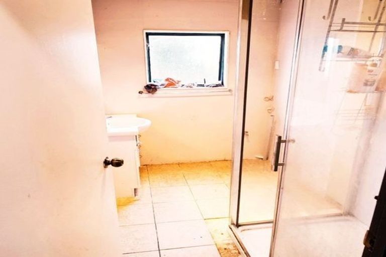 Photo of property in 48 Pukeroa Place, Papakura, 2110