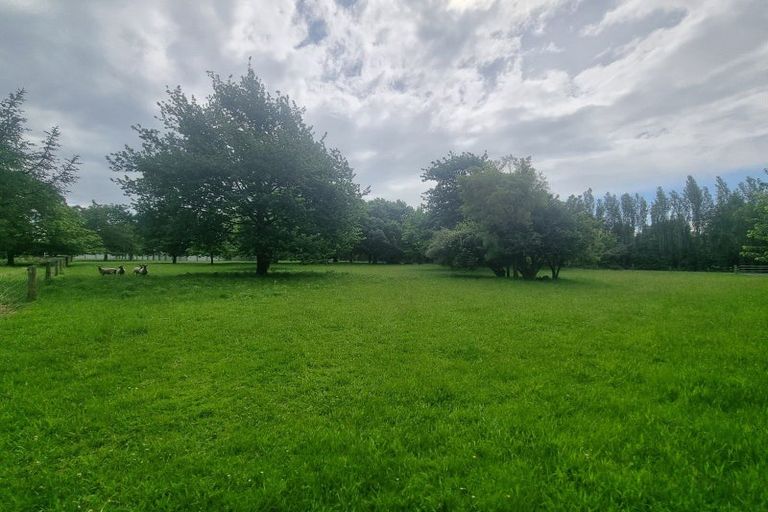 Photo of property in 70 Johnstone Street, Tinwald, Ashburton, 7774