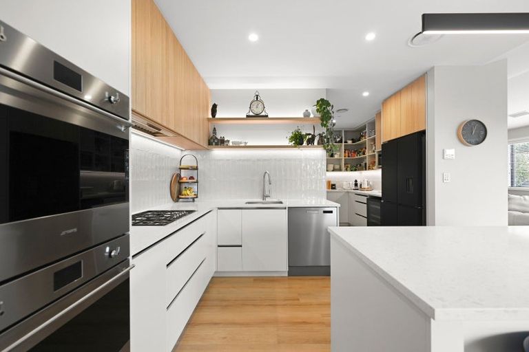 Photo of property in 92 Hugo Shaw Drive, Cambridge, 3434