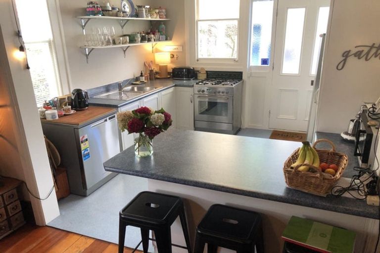 Photo of property in 29 Ranfurly Street, Trentham, Upper Hutt, 5018