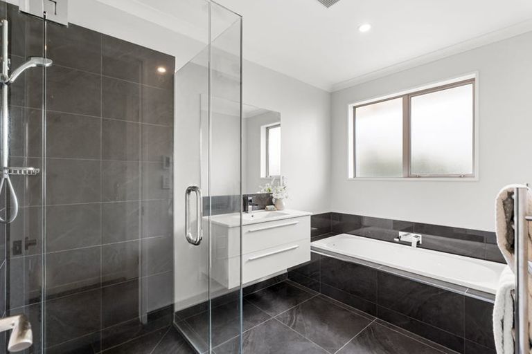 Photo of property in 19 Maclaren Road, Wigram, Christchurch, 8042