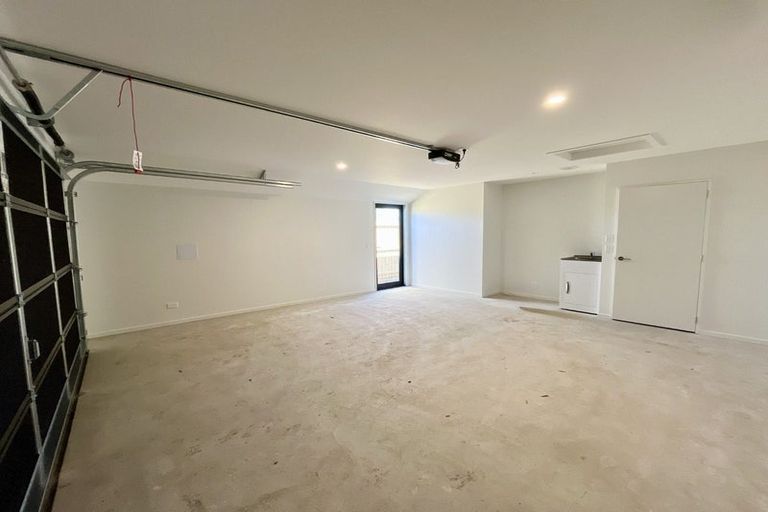 Photo of property in 11 Archibald Place, Halswell, 8025