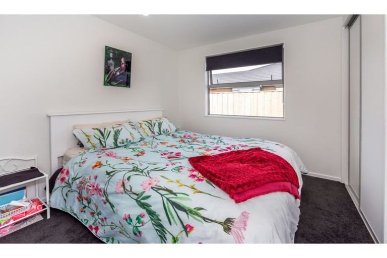 Photo of property in 56 Gillman Place, Pegasus, 7612