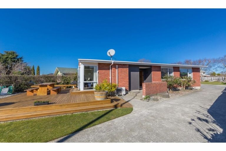 Photo of property in 135 Ohoka Road, Kaiapoi, 7630