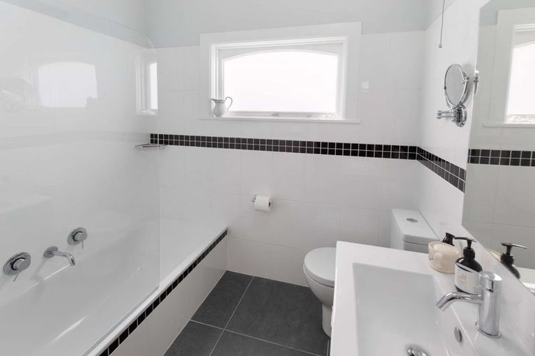 Photo of property in 170 Gladstone Road, Levin, 5571