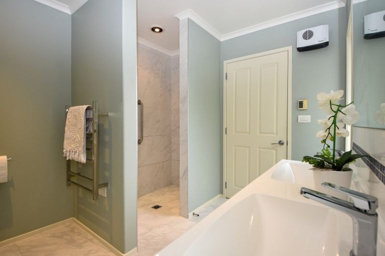 Photo of property in 17 Carrington Drive, Carterton, 5713