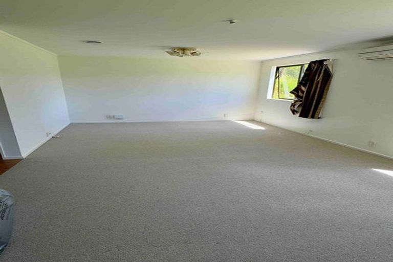 Photo of property in 3 Hastings Grove, Wainuiomata, Lower Hutt, 5014