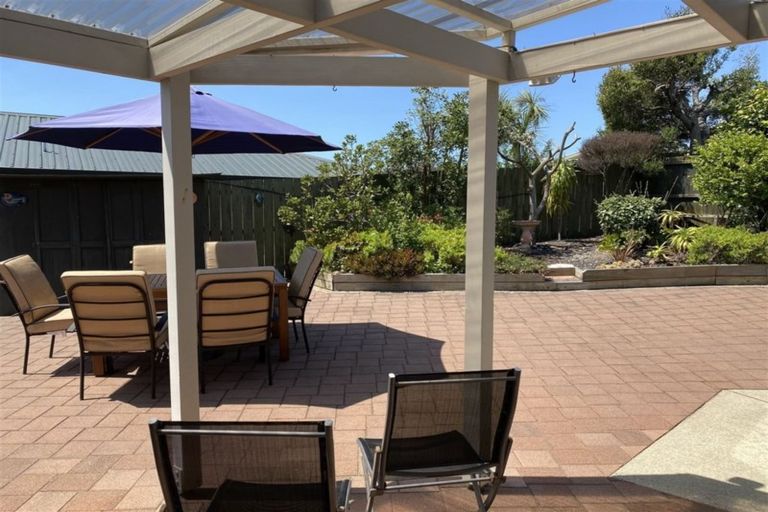 Photo of property in 43 Fishermans Drive, Coastlands, Whakatane, 3120