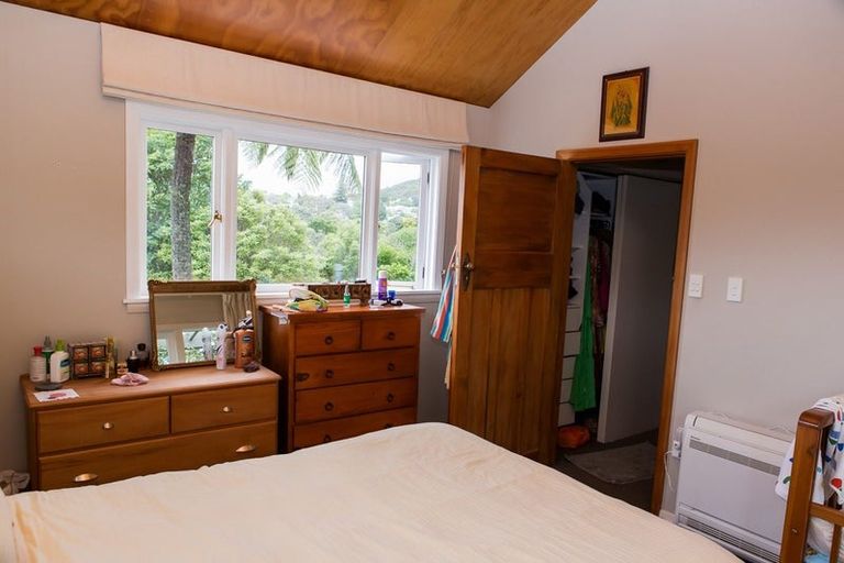 Photo of property in 4 Omar Street, Khandallah, Wellington, 6035