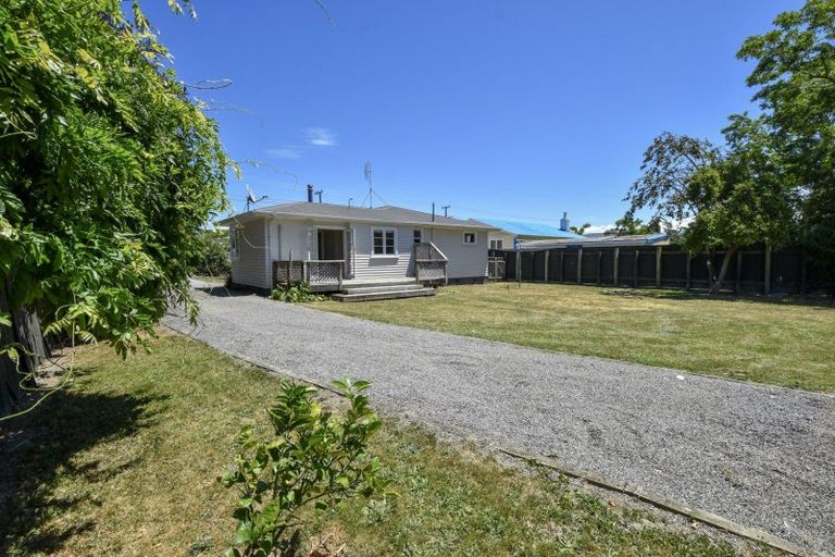 Photo of property in 15 Moreton Road, Carterton, 5713