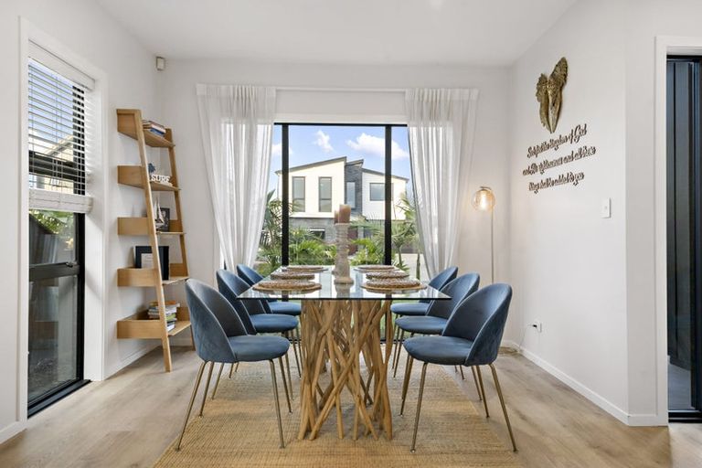 Photo of property in 5 Waipana Street, Hobsonville, Auckland, 0618