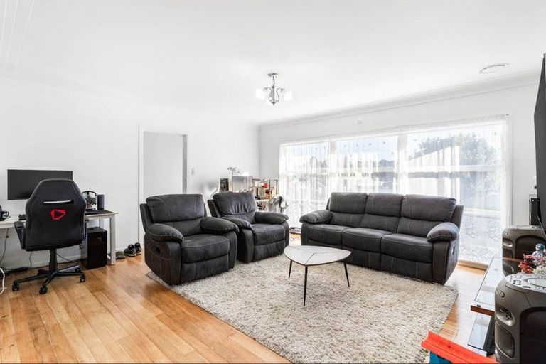 Photo of property in 6b Claymore Street, Manurewa, Auckland, 2102