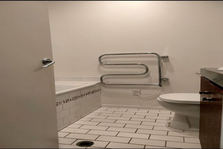 Photo of property in 4 Alloway Street, Westgate, Auckland, 0614