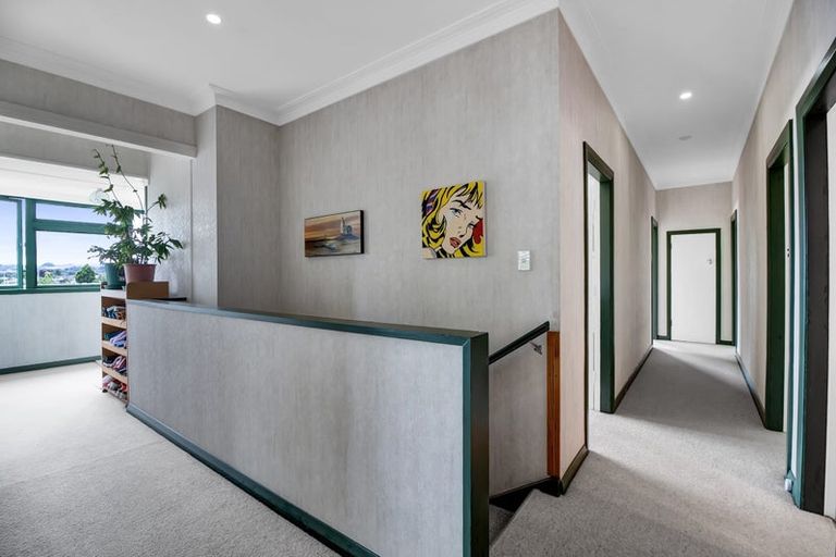 Photo of property in 215 Ngamotu Road, Spotswood, New Plymouth, 4310