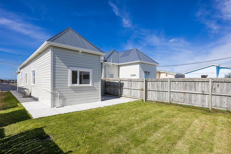Photo of property in 32 Richardson Street, Saint Kilda, Dunedin, 9012