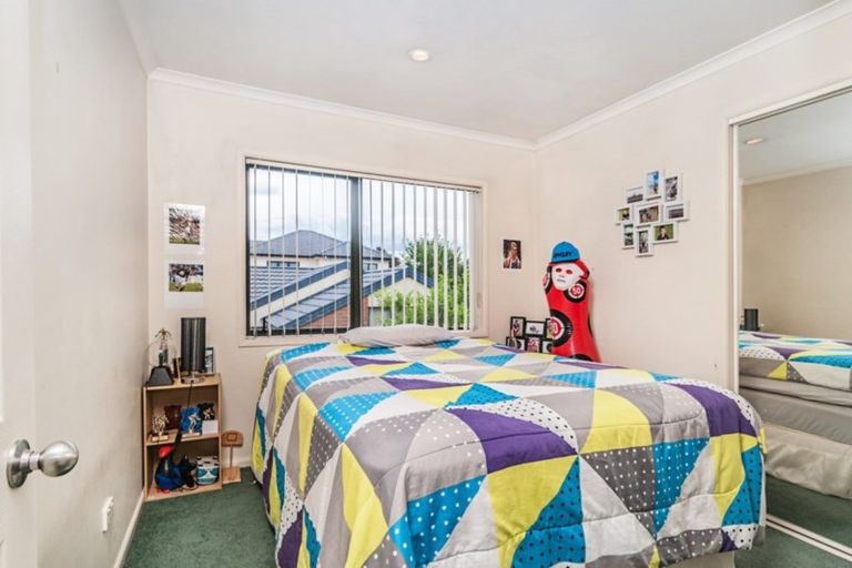 Photo of property in 41 Kellaway Drive, East Tamaki, Auckland, 2013