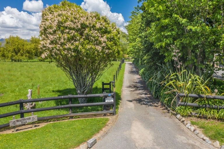 Photo of property in 68c Papaitonga Lake Road, Ohau, Levin, 5570