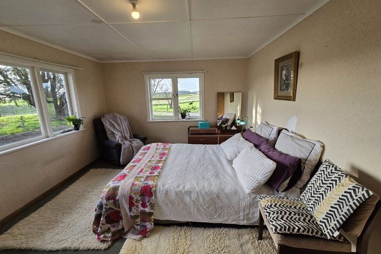 Photo of property in 880 Okahukura Road, Tapora, Wellsford, 0977