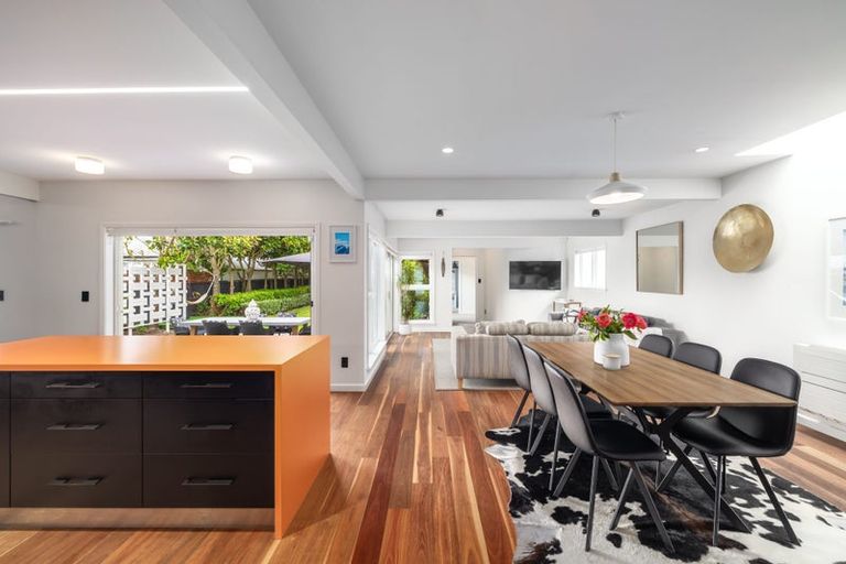 Photo of property in 75 Glandovey Road, Fendalton, Christchurch, 8052