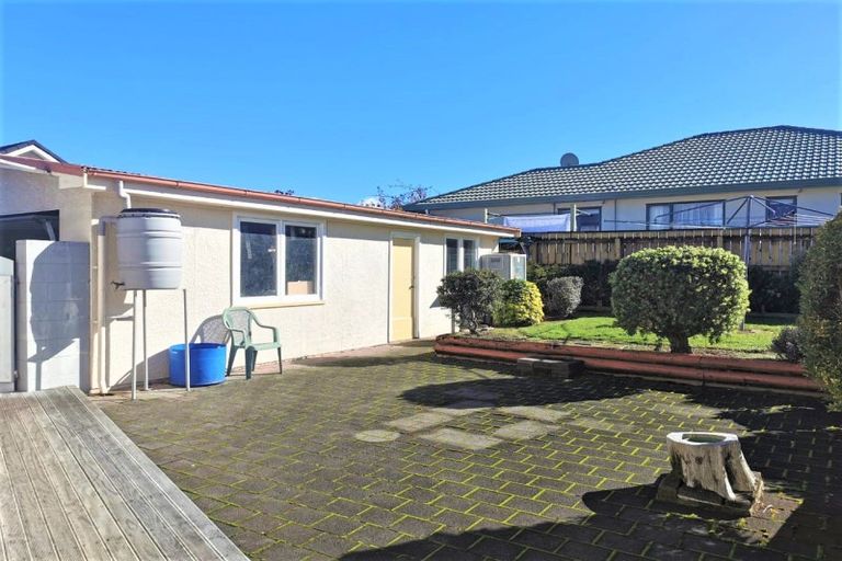 Photo of property in 32 Queen Street, Dannevirke, 4930